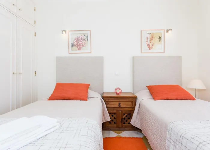 Waterside Tatil Evi Luz